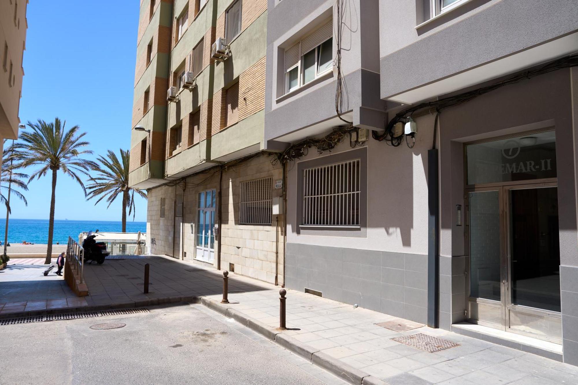 Paseo Maritimo - Apartamento A Estrenar, A Pie De Playa, Con 2 Banos Almería Eksteriør billede