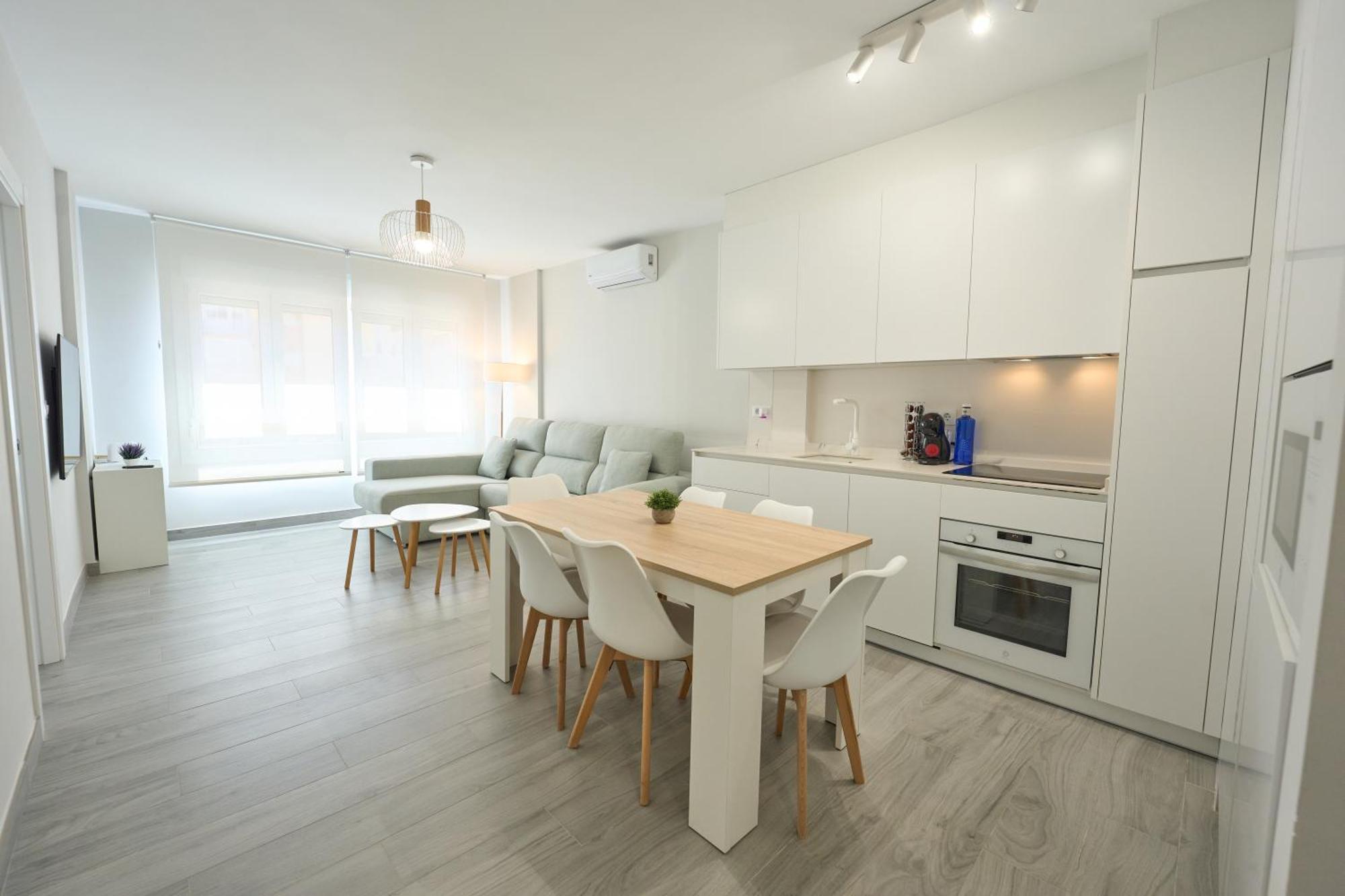 Paseo Maritimo - Apartamento A Estrenar, A Pie De Playa, Con 2 Banos Almería Eksteriør billede